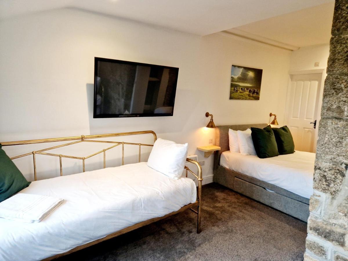 Wheal Tor Hotel & Glamping Лискард Екстериор снимка