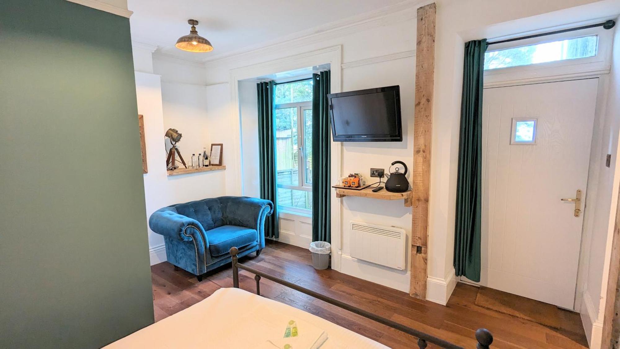 Wheal Tor Hotel & Glamping Лискард Екстериор снимка